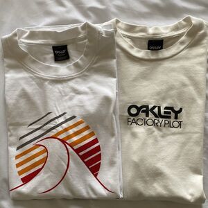OAKLEY Men’s Two (2) White T-shirts with Print Size S